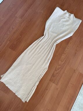 Cream Ribbed Knit Midi Dress - Brand: